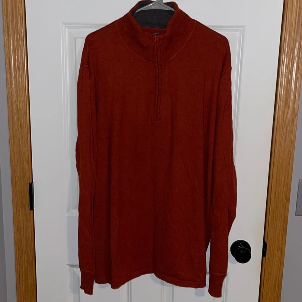 Men’s XXL Burnt Orange Quarter Zip Northface Sweater